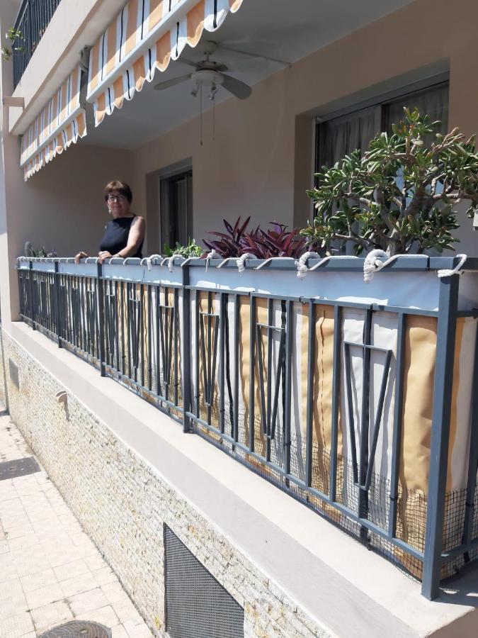 Apartamento Chez Bianca Les Coquelicots Les Lucioles Menton Exterior foto
