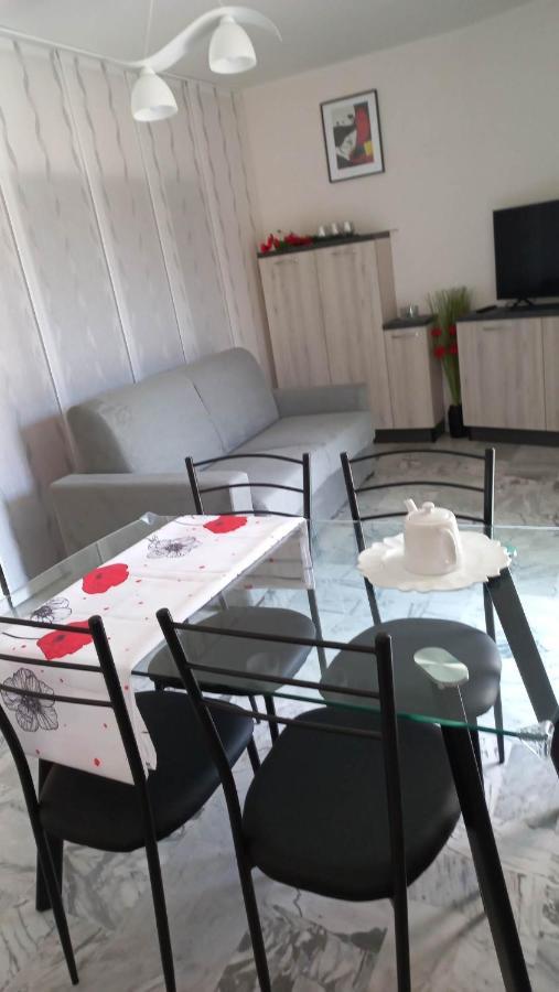 Apartamento Chez Bianca Les Coquelicots Les Lucioles Menton Exterior foto